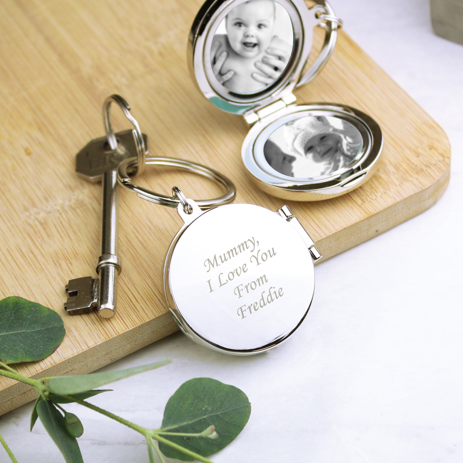 Personalised Round Photo Keyring - gift & personalise