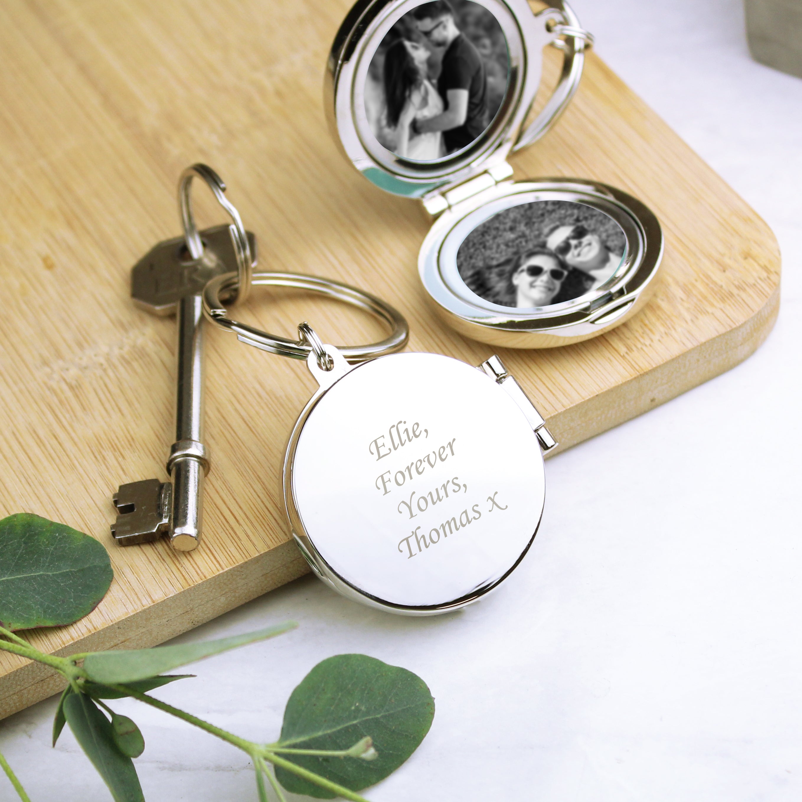 Personalised Round Photo Keyring - gift & personalise